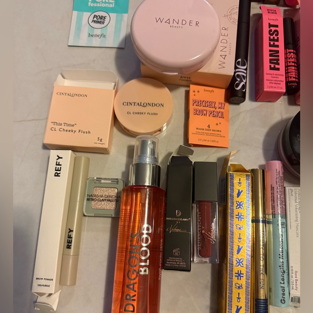 Make Up Set - Picture 5 of 5